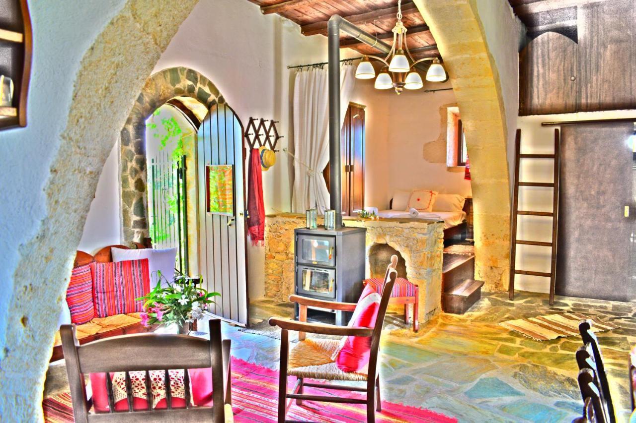 메갈라크라피아 Anna'S Stone House 빌라 외부 사진